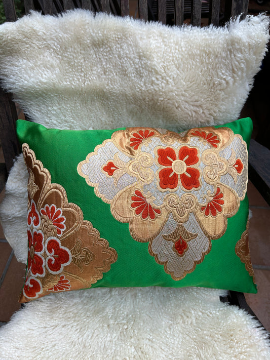 Cushion Obi green