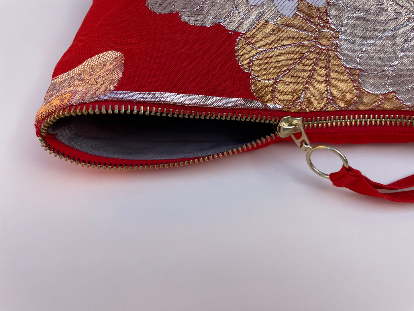 Pouch Clutch Bag - Silk OBI -Red Silver flowers